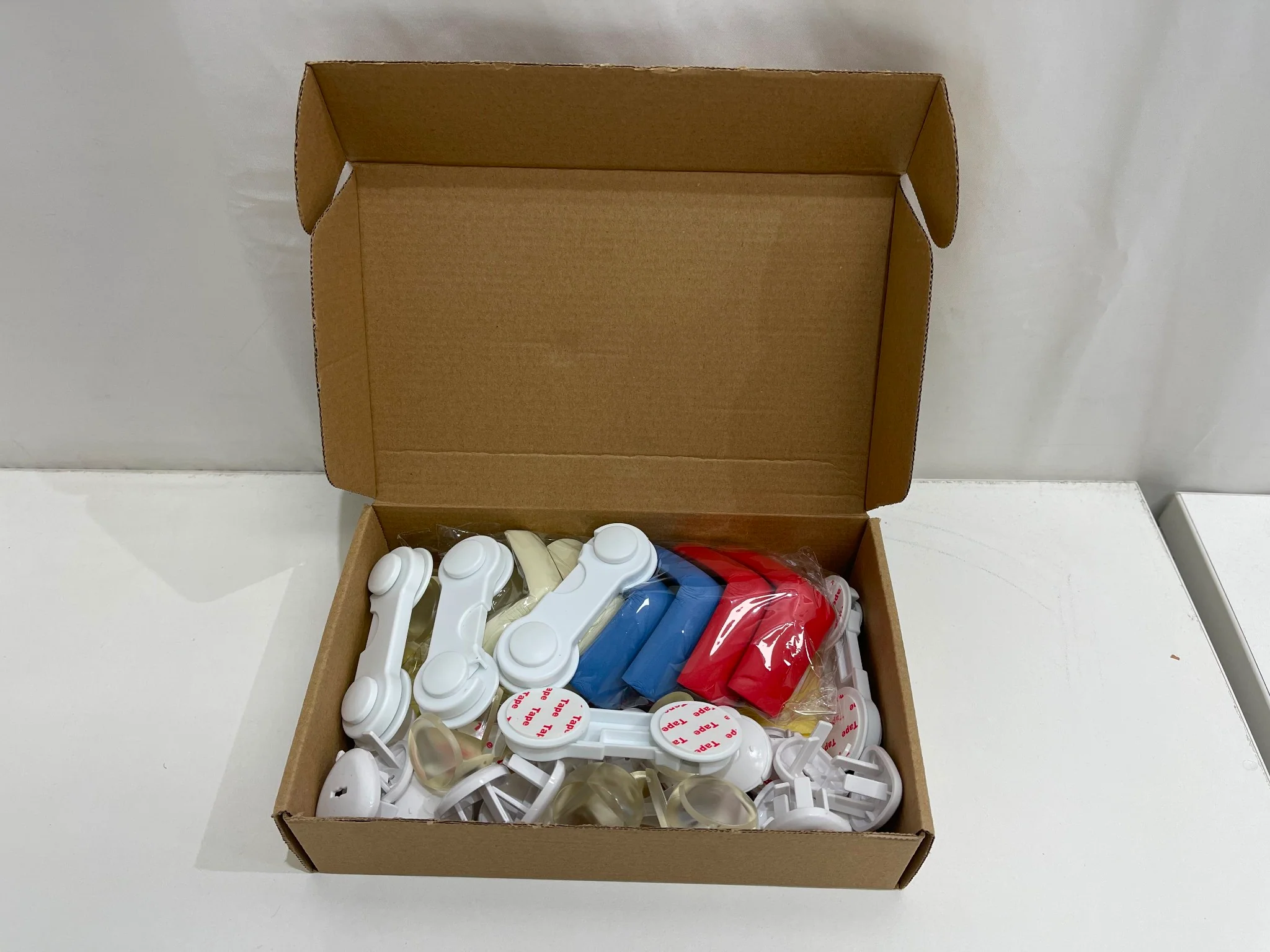 Baby Home Safety Essentials Kit 36 Piece Inc Adhesive Stickers NEW - Image 4