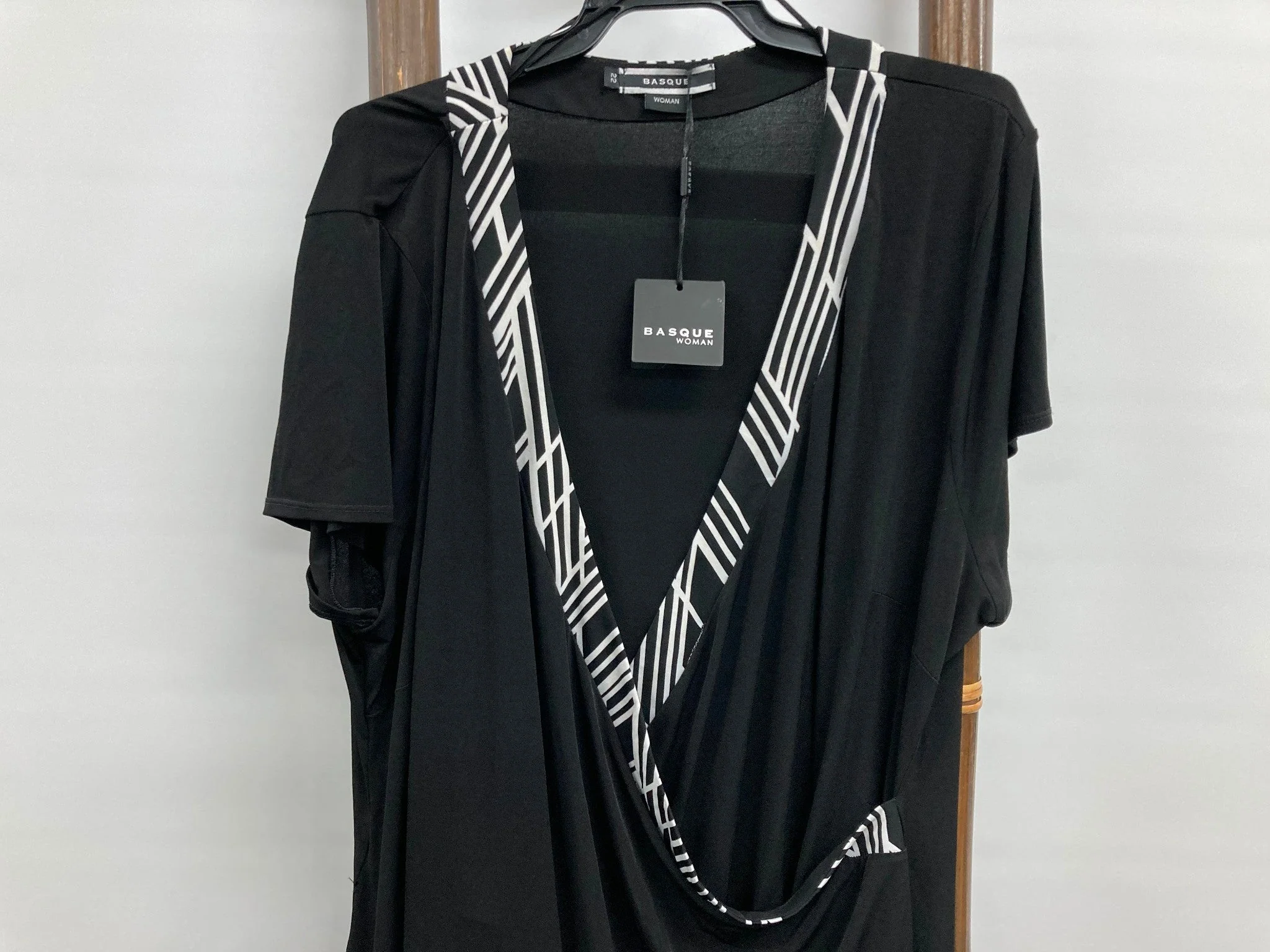 Basque Cross-Over Stretchy Relaxed Black Dress Ladies Sz 22 NEW - Image 3