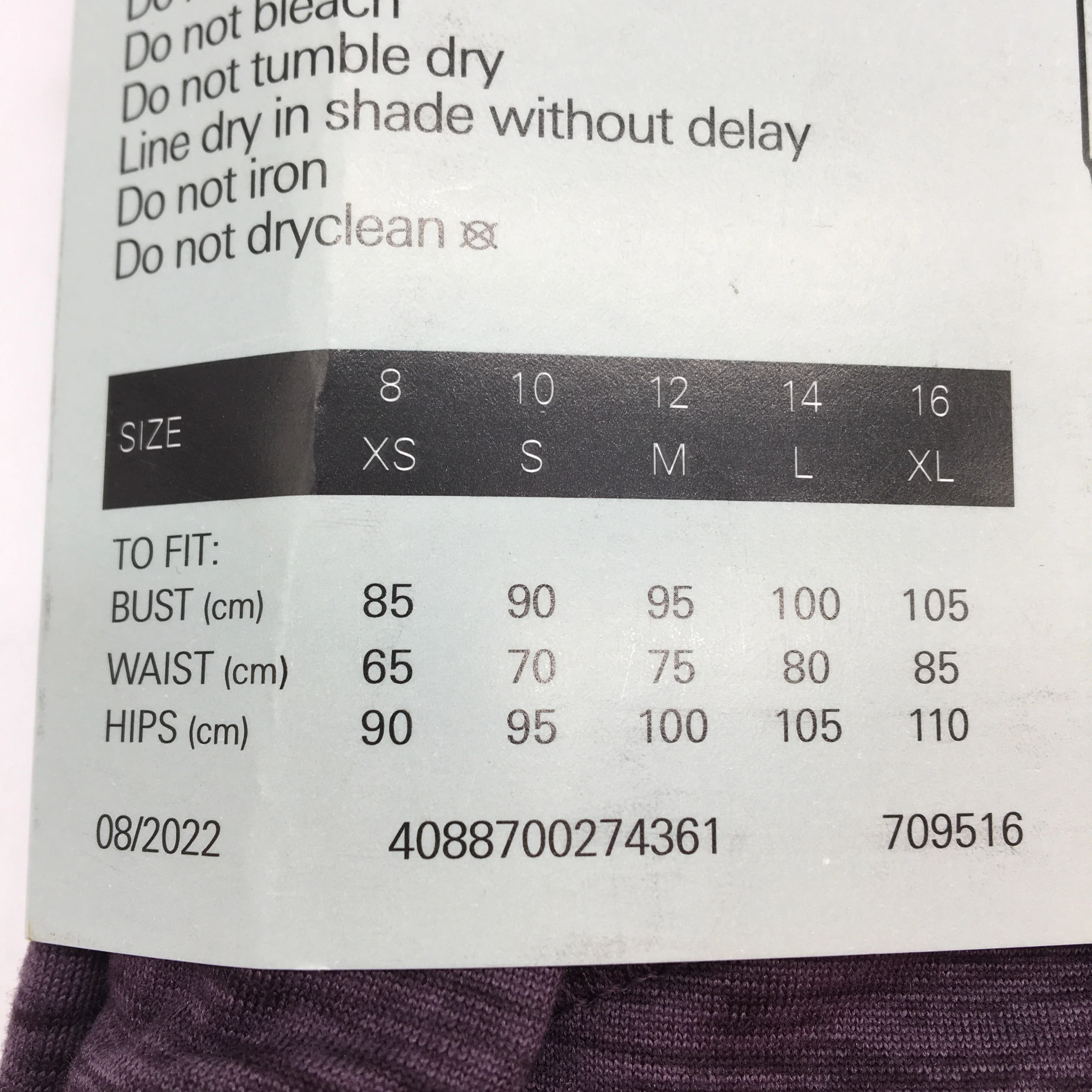 Crane Performance Fitness Hooded Jacket Plum Ladies Size S AUS 10 NEW - Image 4