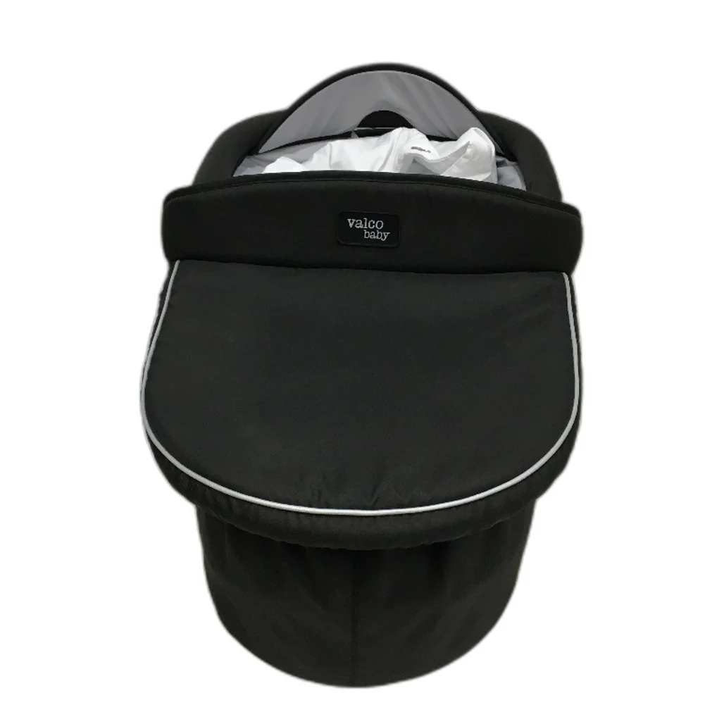 Valco Baby Q Bassinet for Rebel Q Series Pram in Midnight Black NEW - Image 3