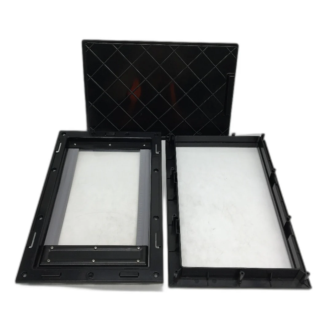 5cm Thick Screw In PVC ABS Flap Big Dog Door in Black Size Med 24x37x19cm NEW