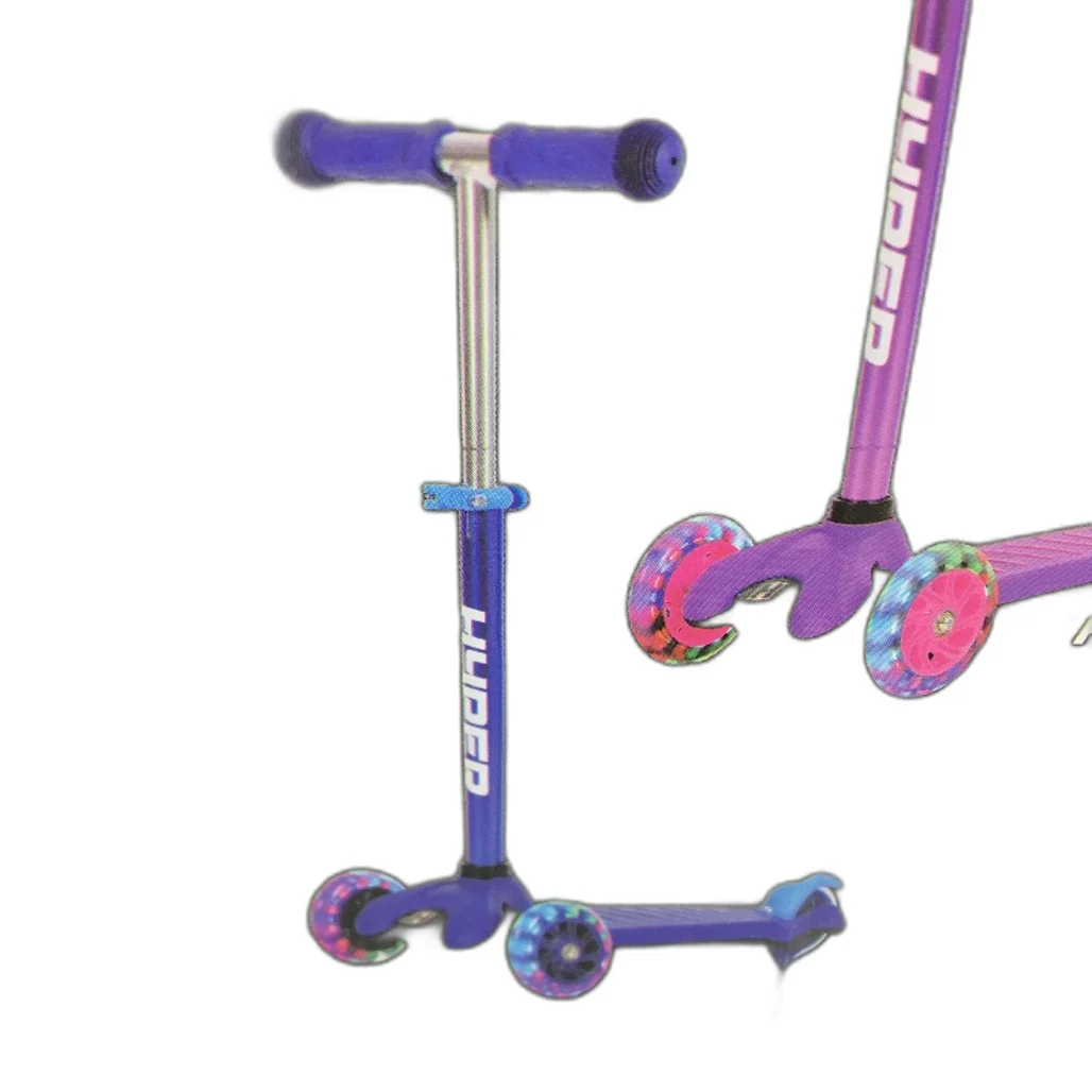 Hyper Blue Lean To Steer Light Up Wheels Adjustable Height Tri Scooter NEW - Image 6