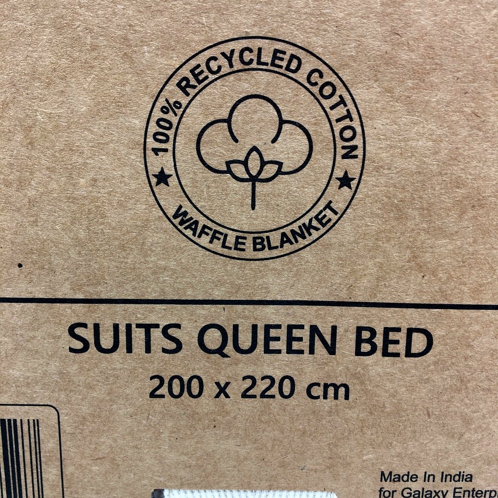 Brighton Road Recycled Cotton White Knitted Waffle Queen Sized Blanket NEW - Image 4