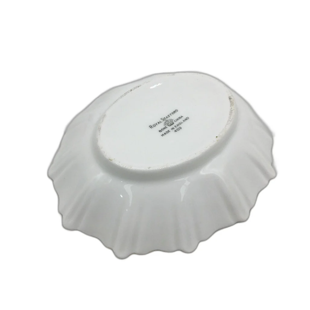 VINTAGE Royal Stafford Made In England Bone China Surf Beach Lorne, Victoria - Image 4