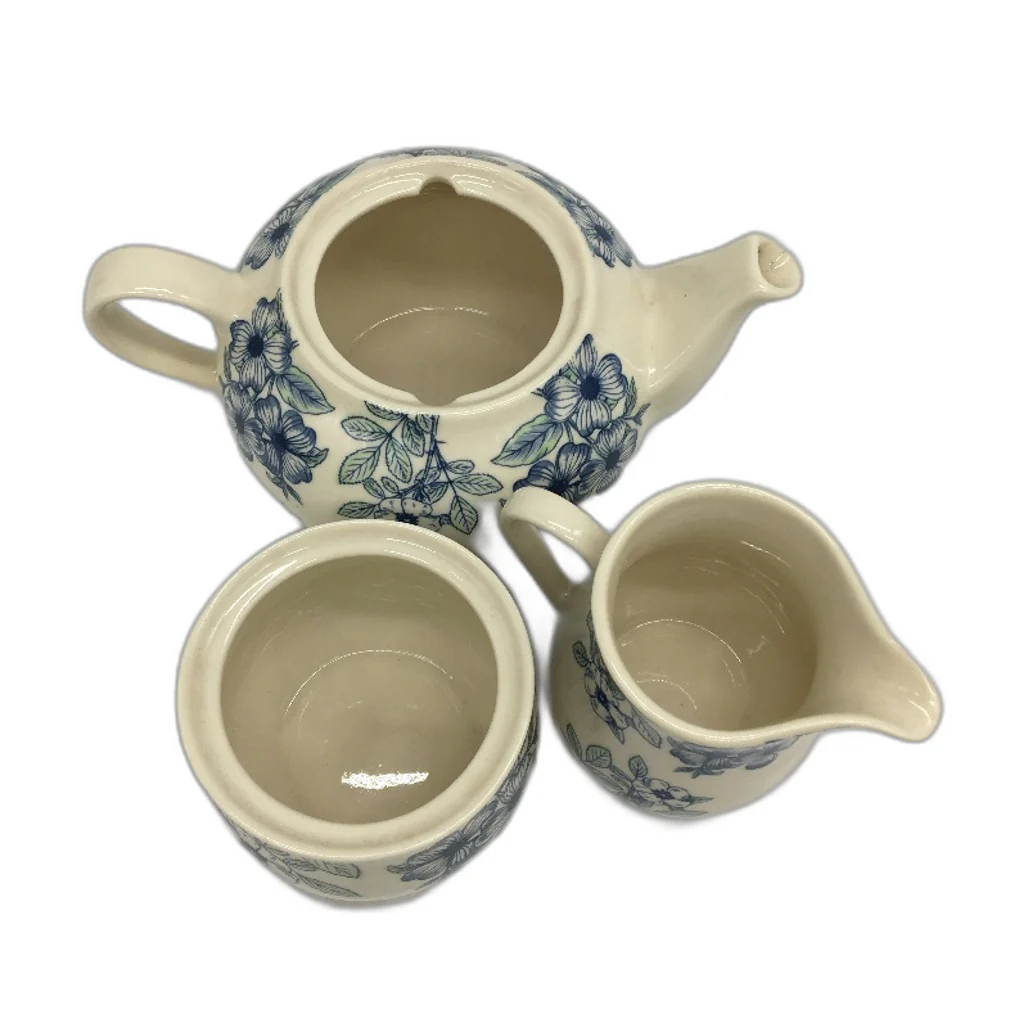 Casa Domani Creme de Creme Boquet Blue Floral 2 Setting Tea Pot & Creamer Set - Image 4