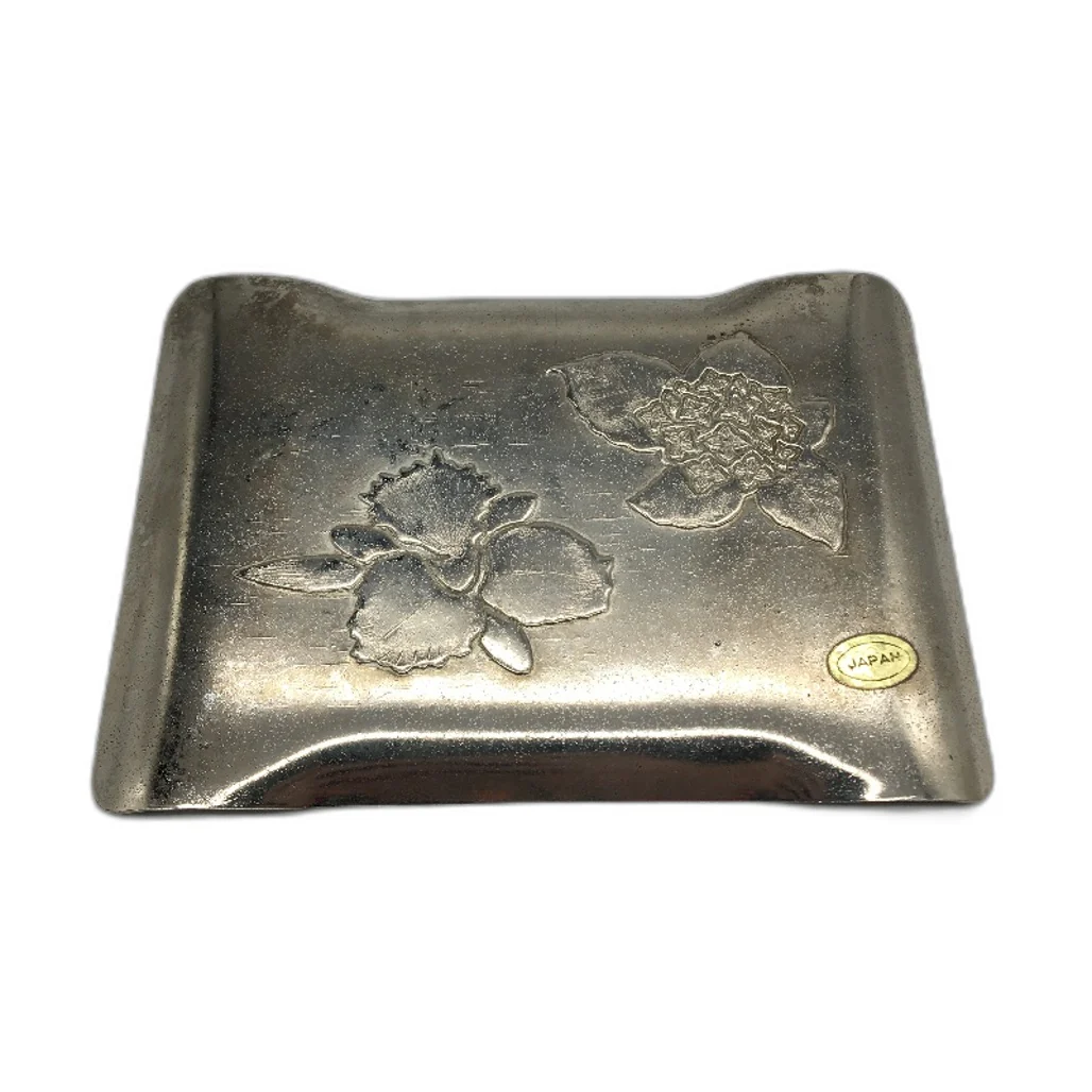 VINTAGE Japanese Silver Coloured Embossed Flower Made In Japan Trinket Tray - Image 2