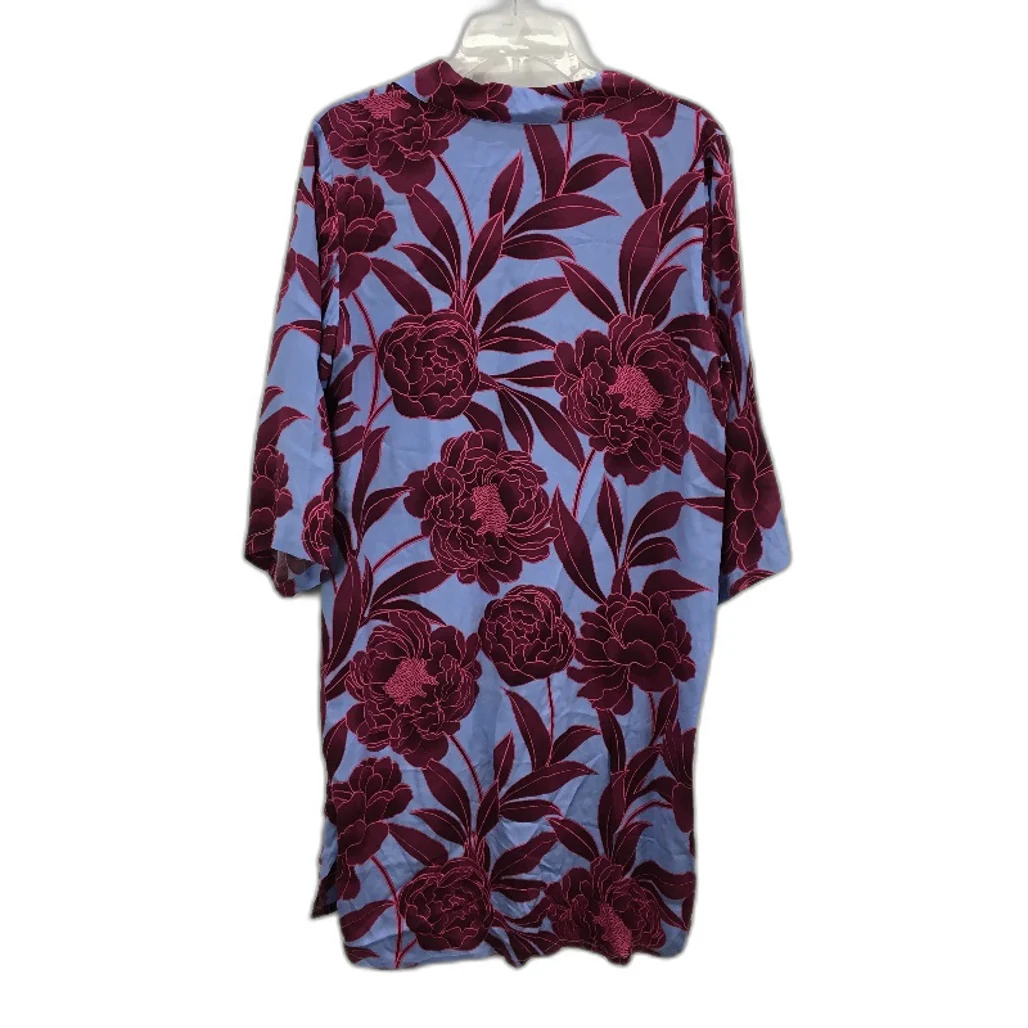Soho Burgundy Chrsysanthemum Print Button Shirt Blue Nightie Ladies Size Small - Image 2