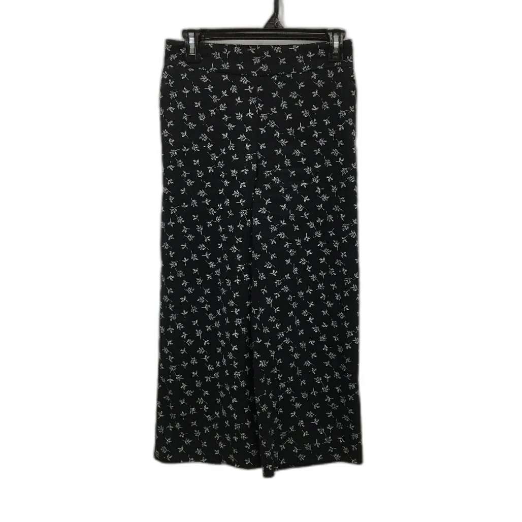 Jacqui E Black With White Leaf Elastic Waist 3/4 Length Pants Ladies Size 6