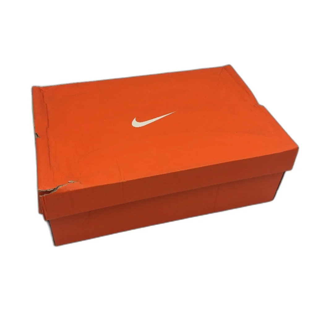 NIKE Legend Essential 2 Black & Red Sneakers Mens Size US11.5 EU 45.5 NEW - Image 6