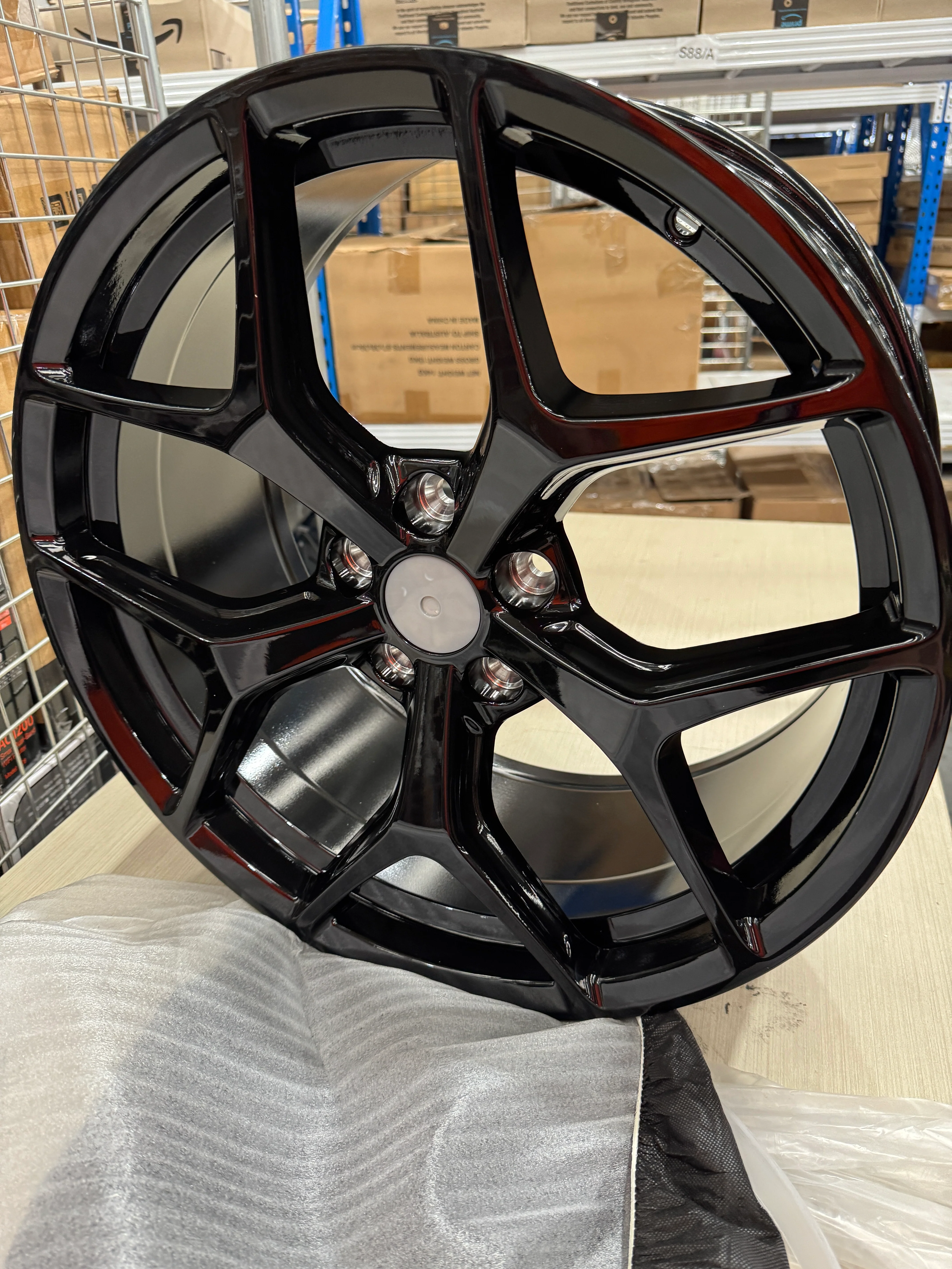 Wheelsape RSeries GTS 20" P45 9.5J V-Tape Cast Made Gloss Black Single Rim NEW - Image 7