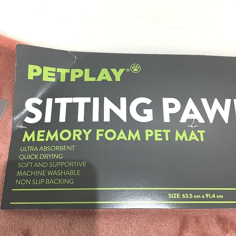 Petplay Sitting Pawlessly Non Slip Washable Memory Foam Pet Mat Pink NEW - Image 3
