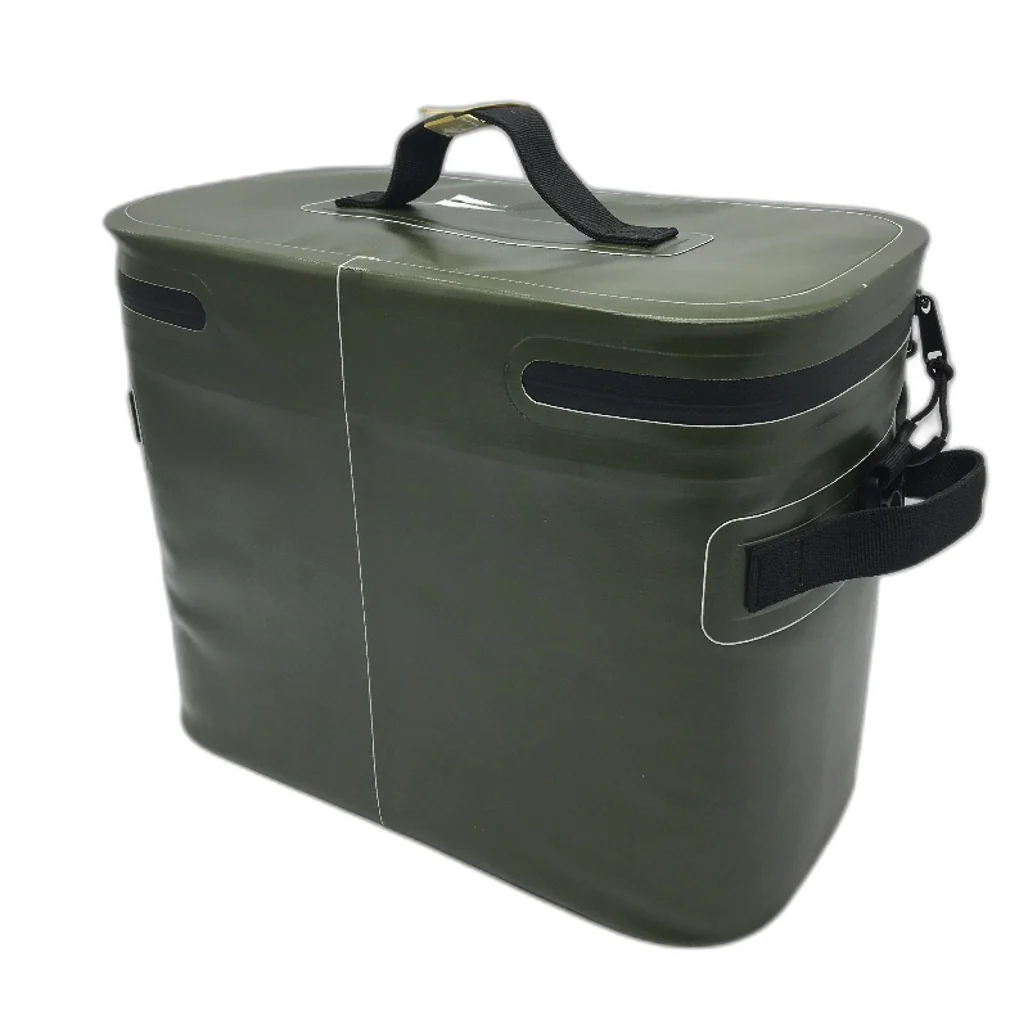 Outdoors Adventurer Water Resistant Insulated Green 12 Can Cooler Bag & Strap - Image 2