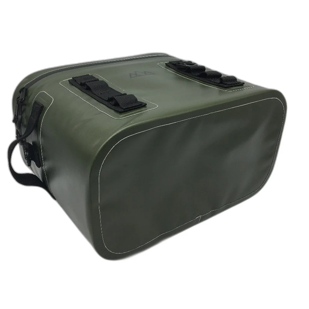 Outdoors Adventurer Water Resistant Insulated Green 12 Can Cooler Bag & Strap - Image 4