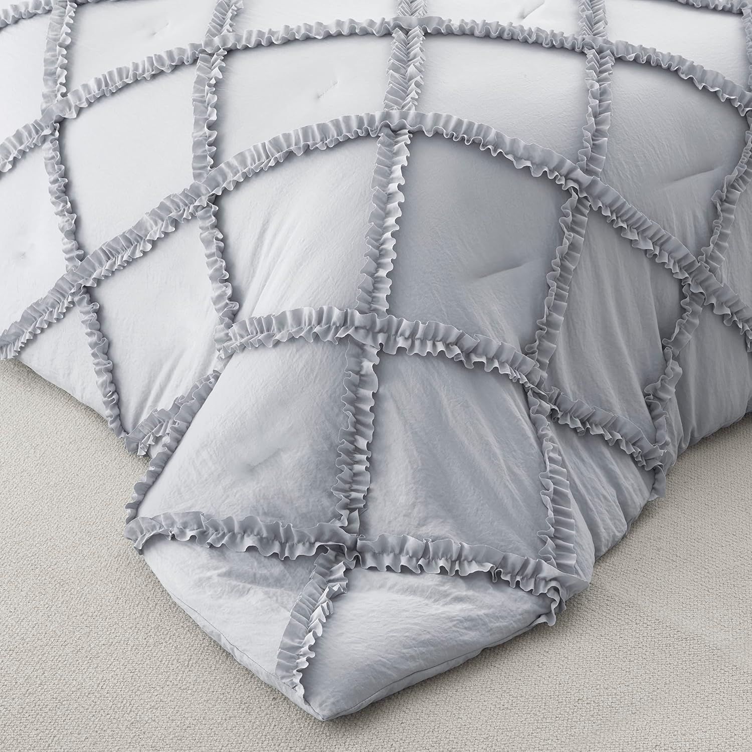 Bonlino Tufted Light Grey Comforter Set Soft Bedding Fluffy TWIN Size NEW - Image 6