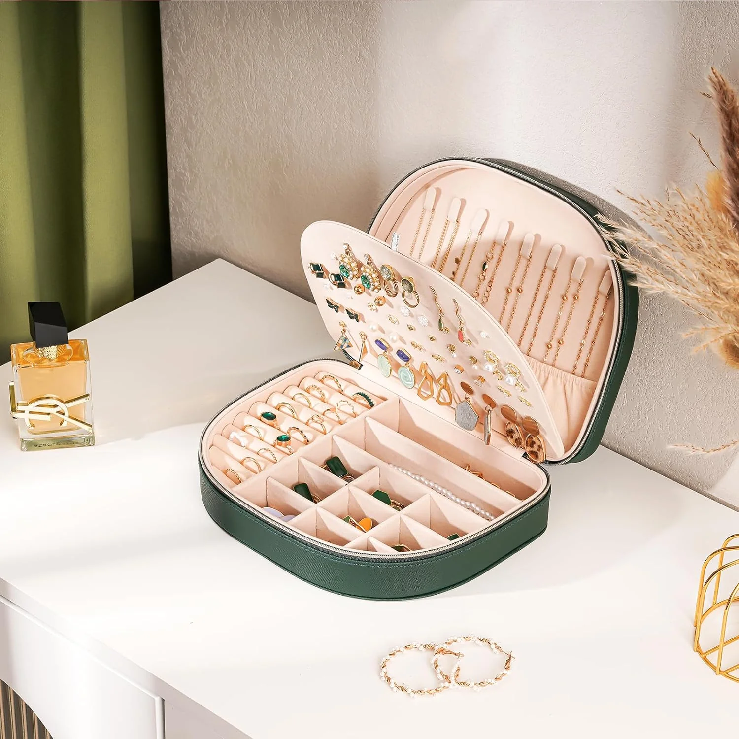 ProCase Womens Portable Boxes Seashell-Shaped Jewelry Box in Emerald by NEW - Image 2