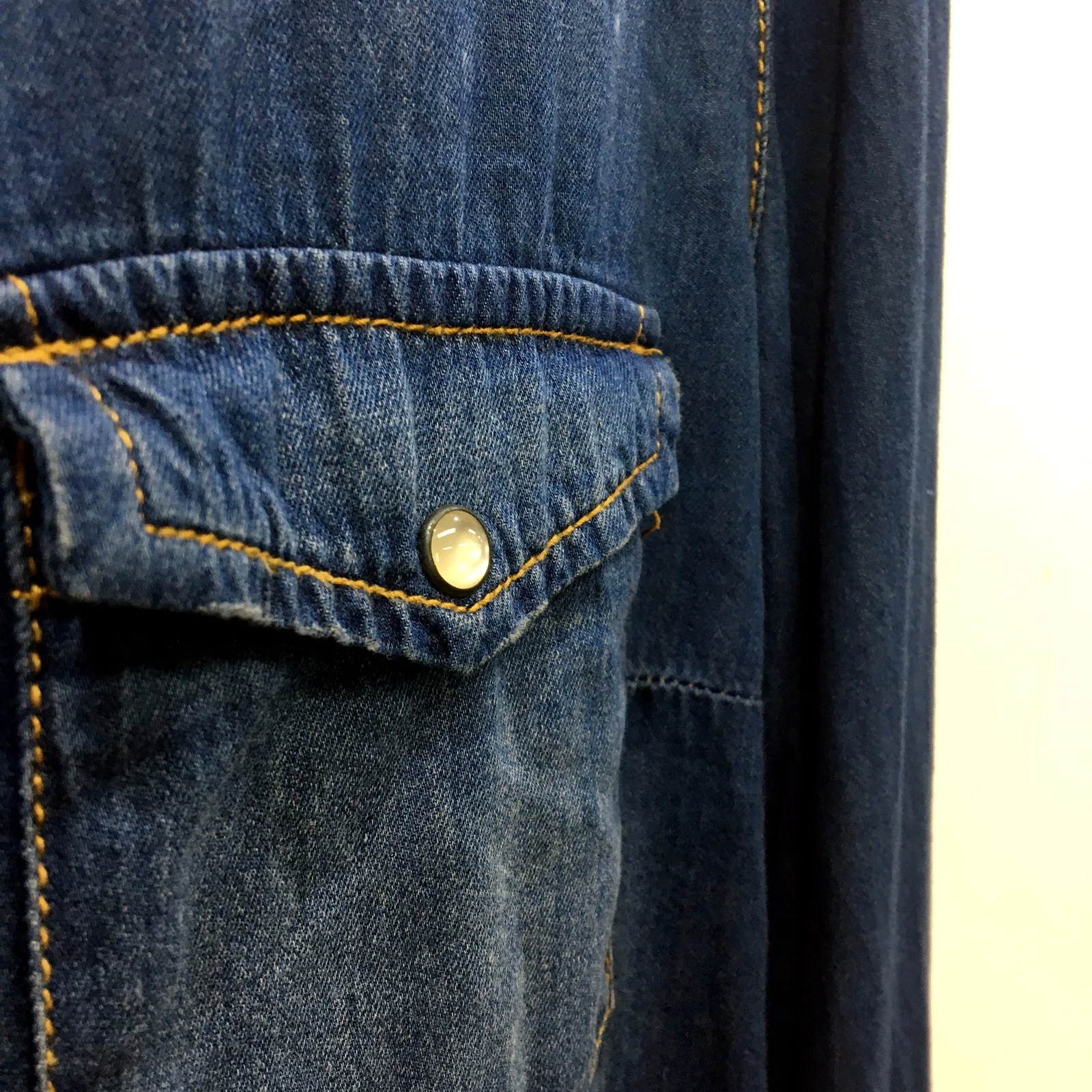 Mango Mens Jeans Distressed Denim Shirt Casual Size Small - Image 4