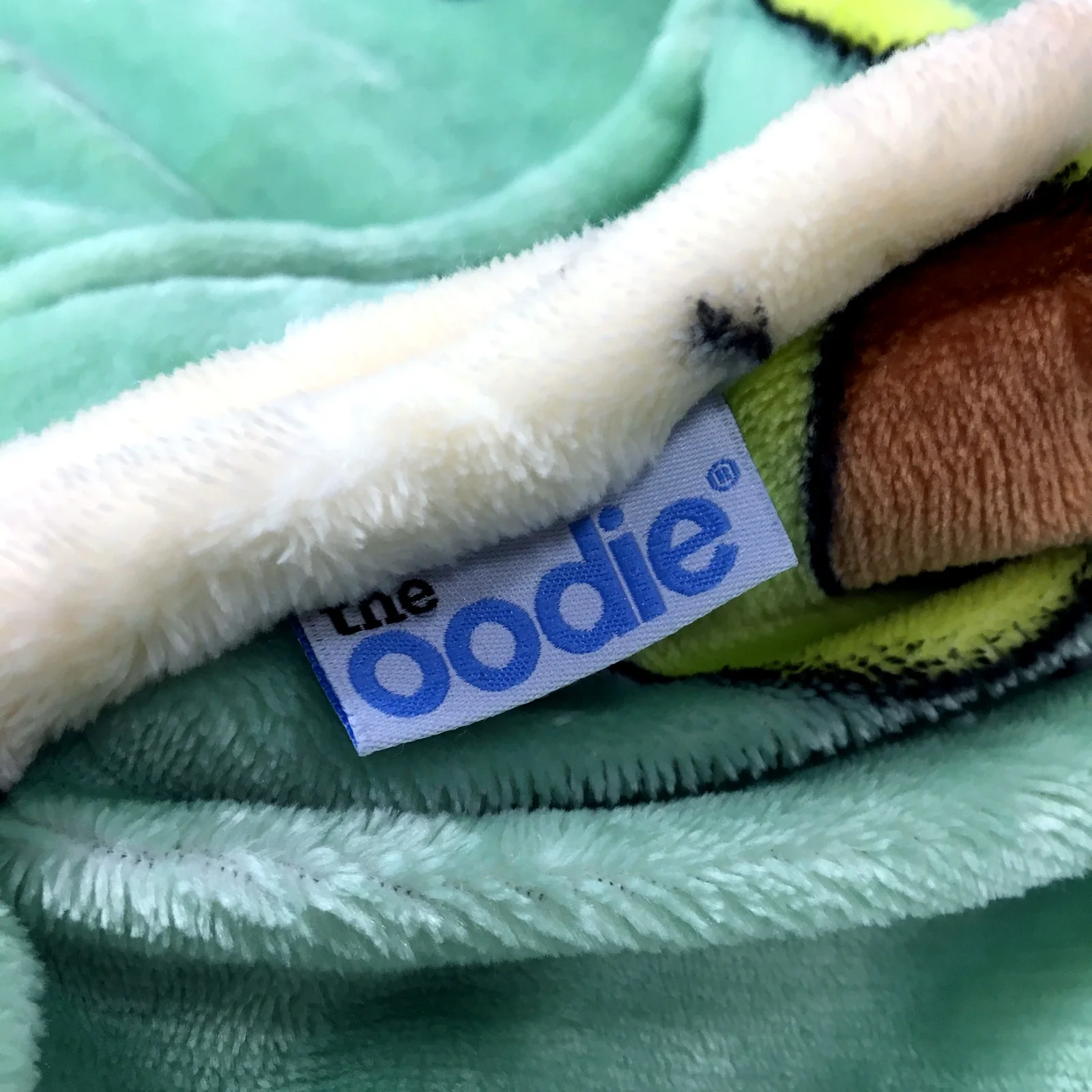Unisex Oodie Pullover Hooded Sweatshirt Green with Avocado Print One Size - Image 7