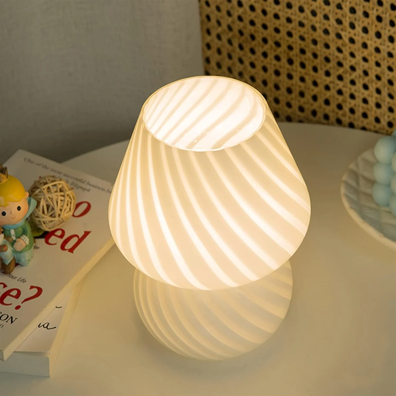 GQJC Glass Mushroom Table Lamp Aesthetic Bedside Decor Home Accent White NEW - Image 5