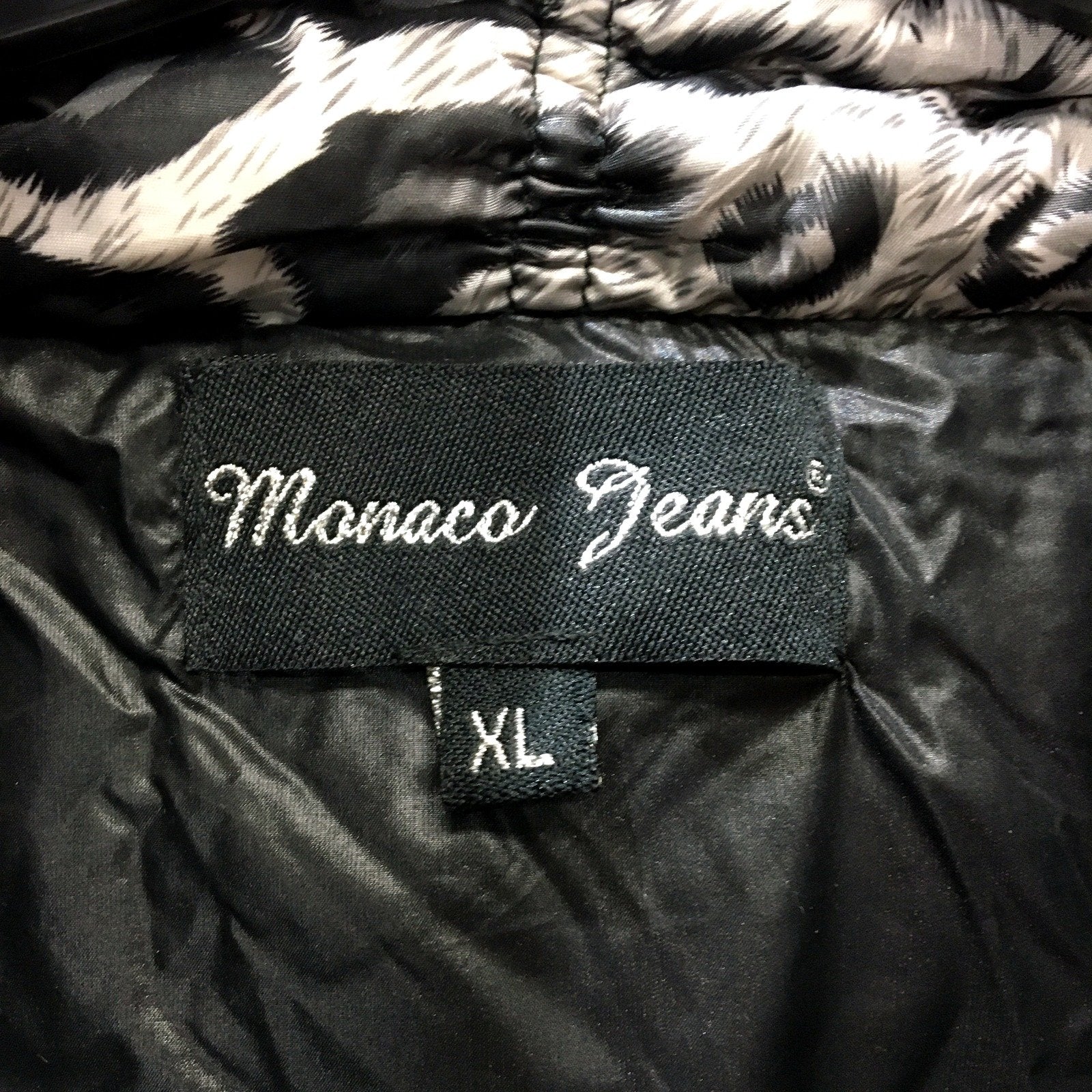 Monaco Jeans Womens Hooded Leopard Print Puffer Vest in Black & White, XL Size - Image 4