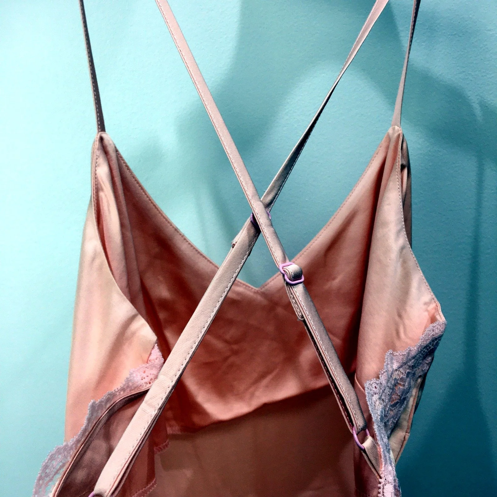 Chloe & Lola Womens Satin Lace Trim Sleep Camisole Nightie Peach Size S NEW - Image 3