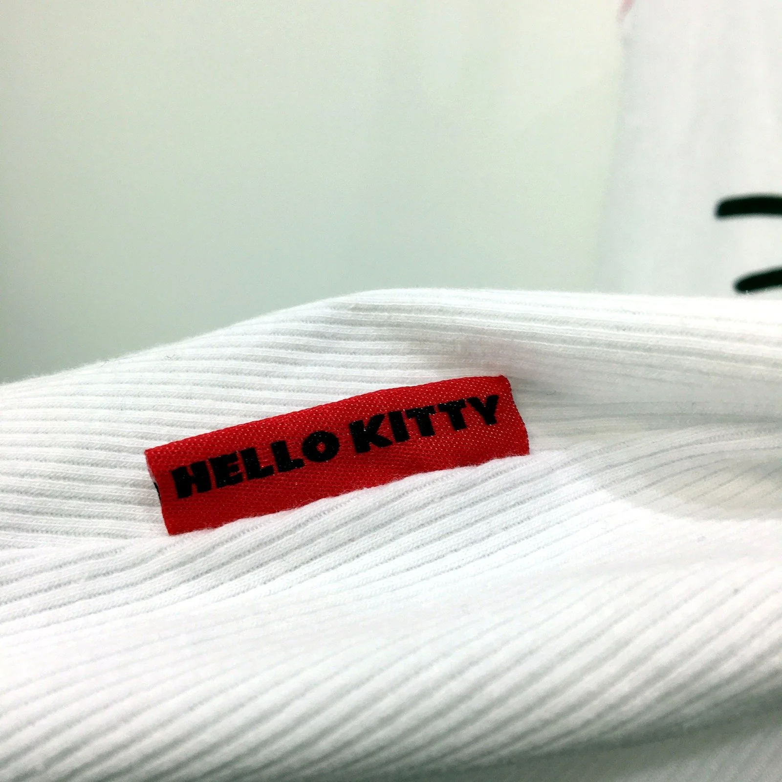 Hello Kitty Womens Sleeveless Tank Top in White and Pink, Size 12 - Image 4
