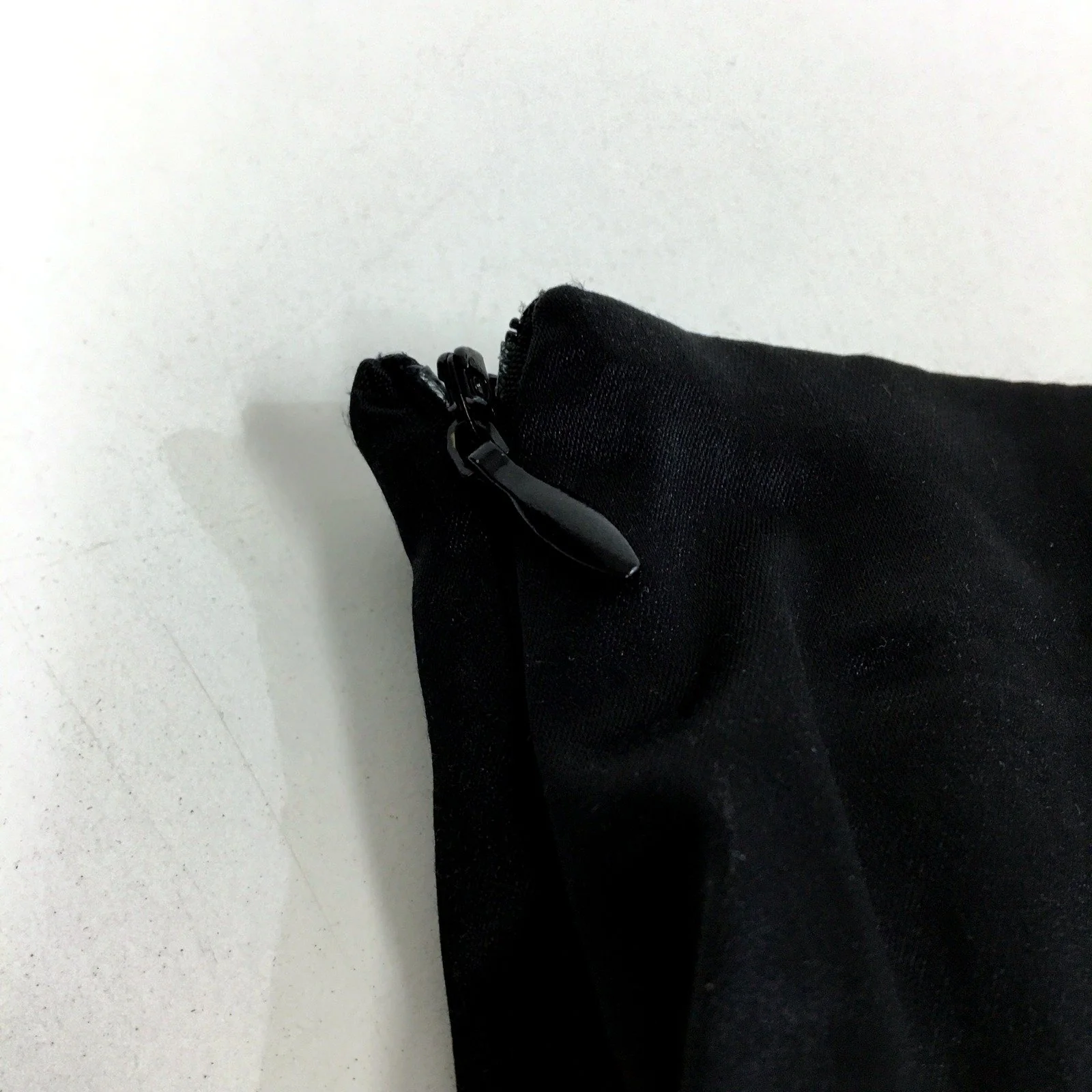 Supre Womens Mini Black Skirt - Size 8 Fashion Apparel - Image 3