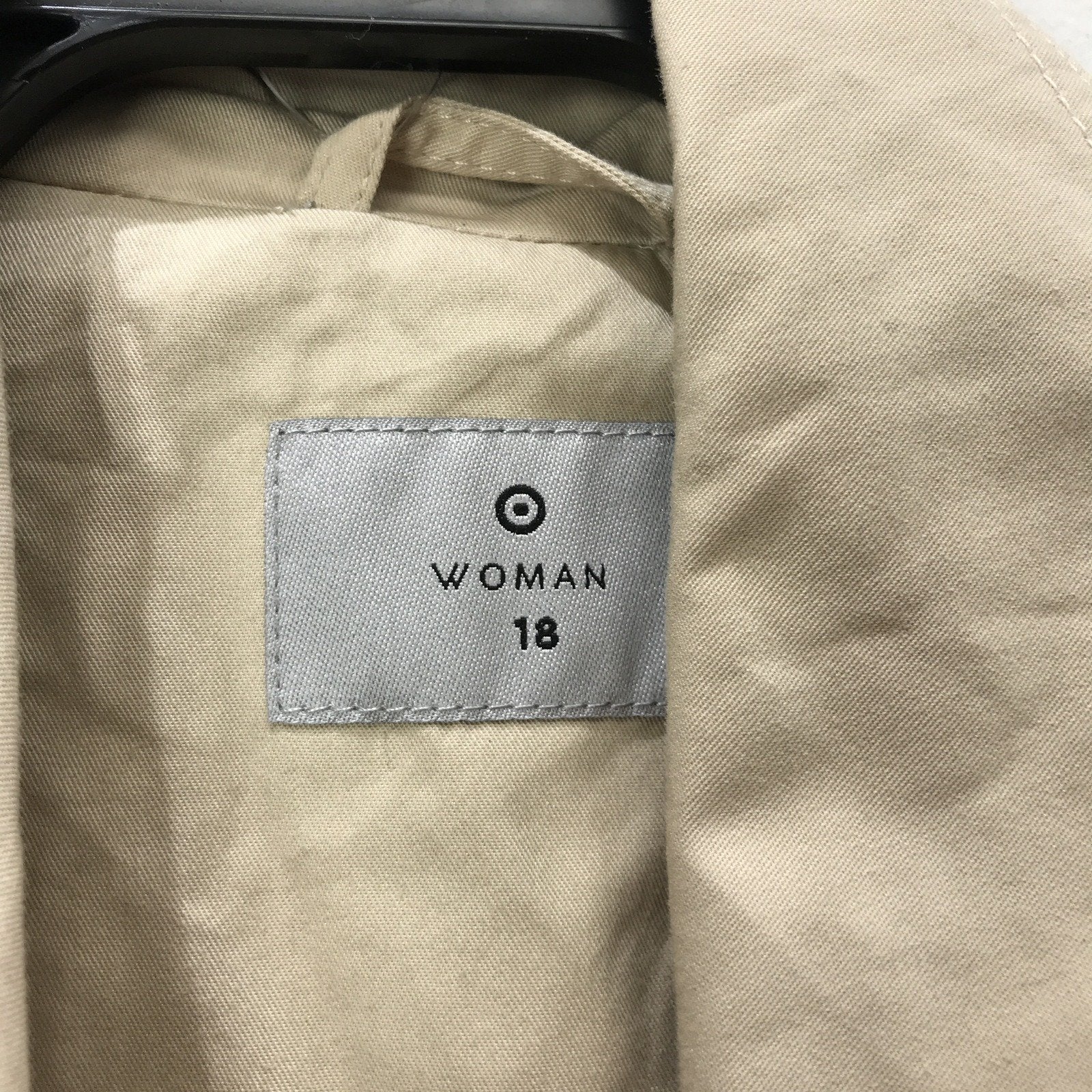 Target Beige Lightweight Breathable Versatile Trench Coat for Women Size 18 NEW - Image 4