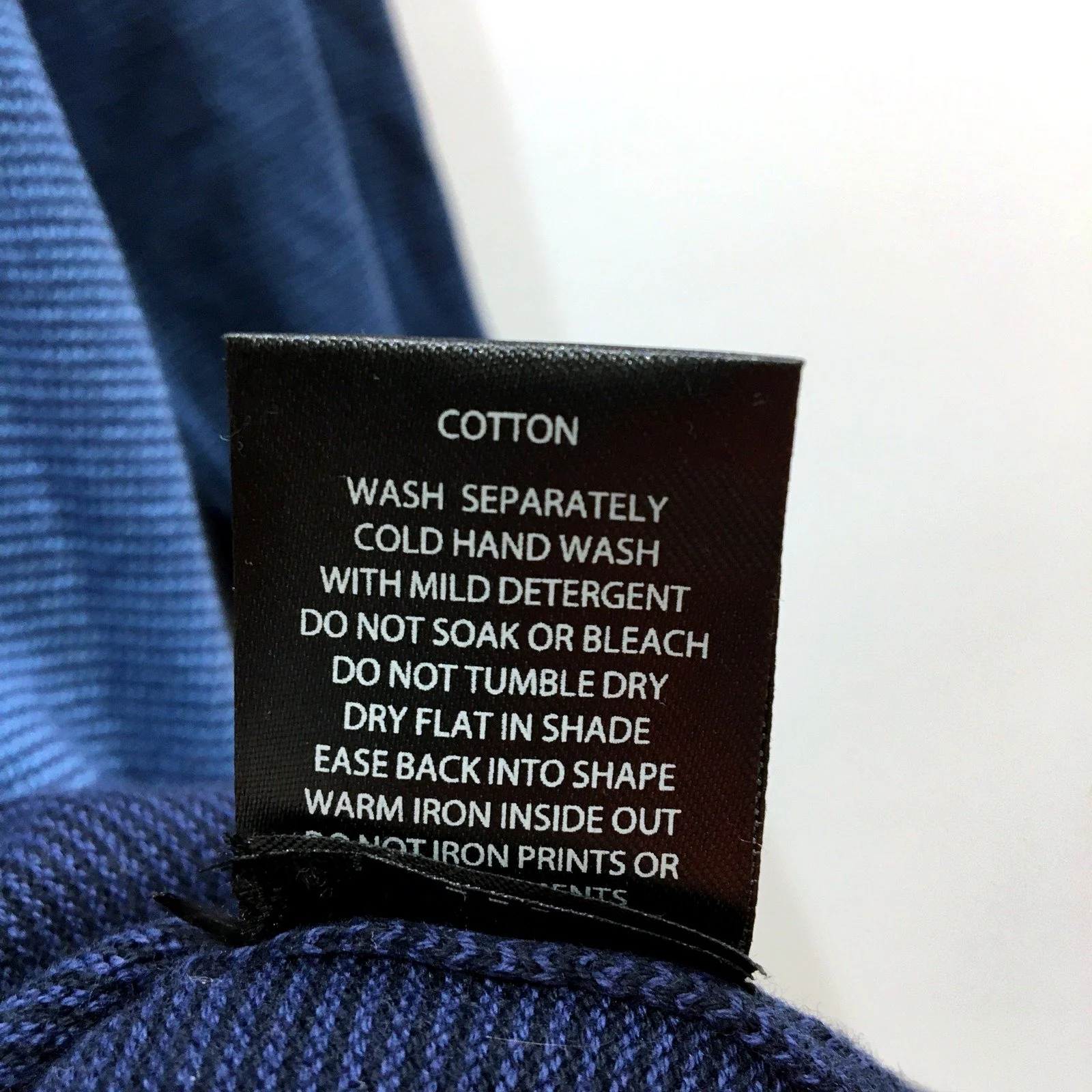 Mossimo Mens Pullover Sweatshirt in Navy Blue Cotton Jumper Top Size M - Image 3