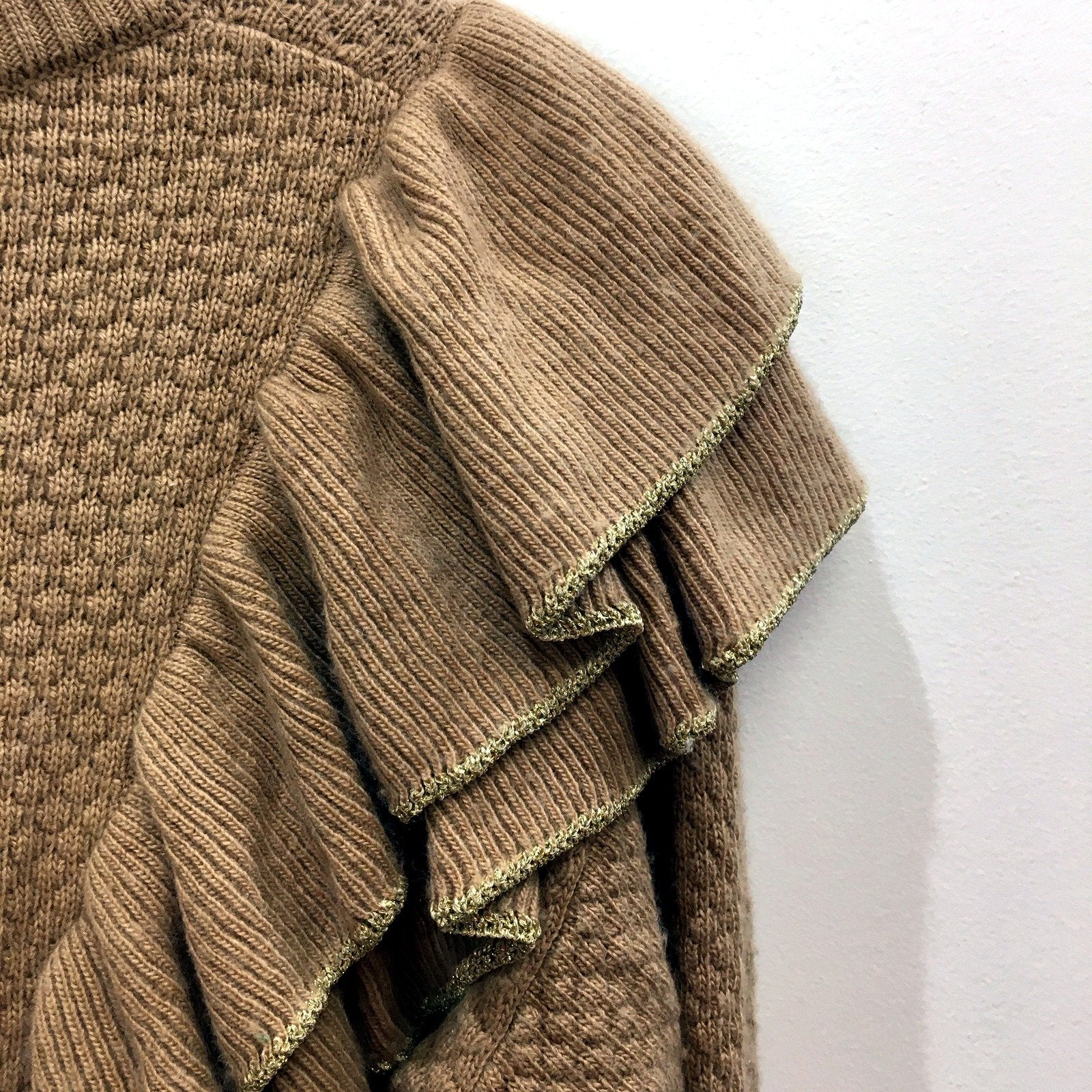 Country Road Womens Ruffle Trim Pullover Sweater in Tan Size 10 - Image 5