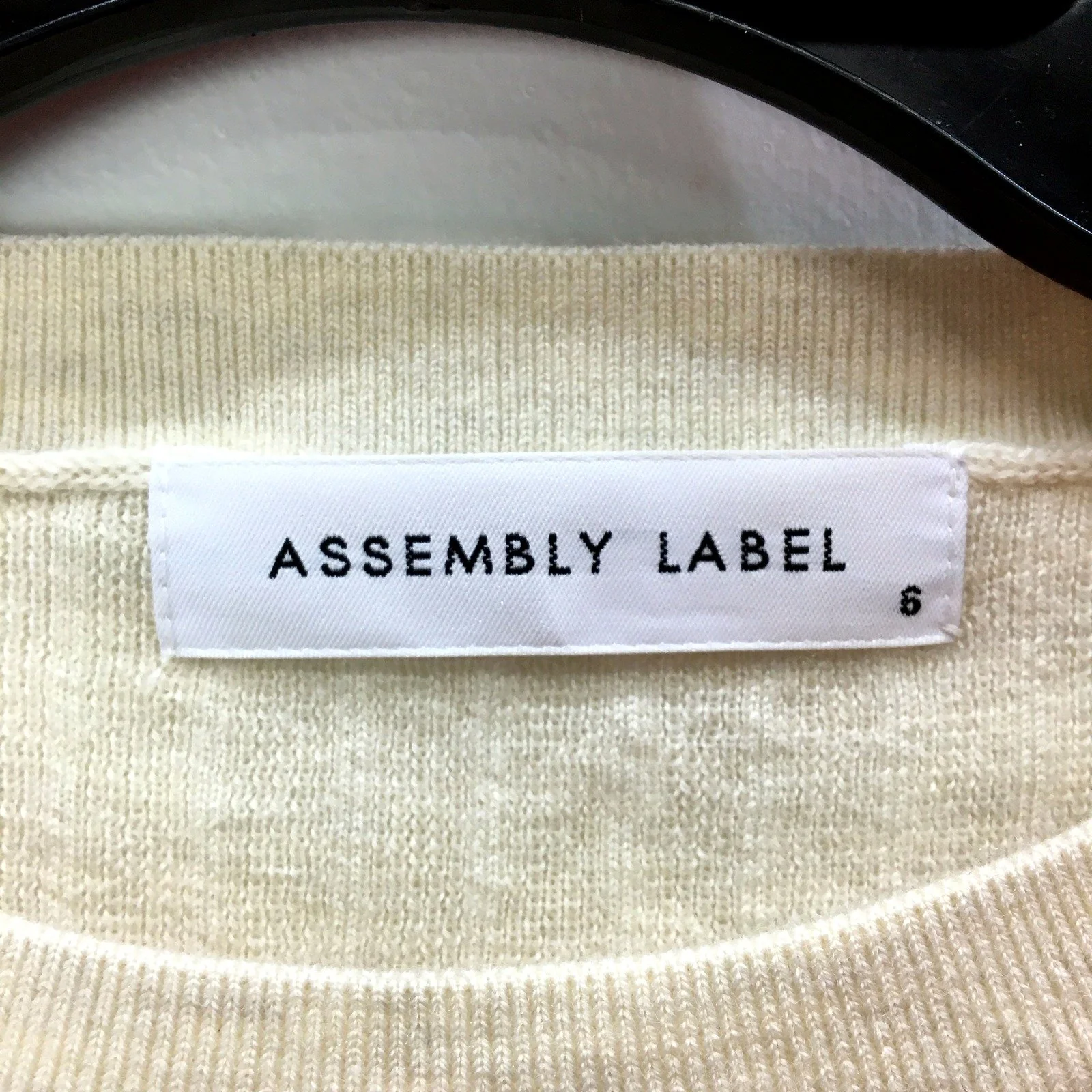Assembly Label Womens Ribbed Knit Sweater in Cream for Size 6 - Image 3