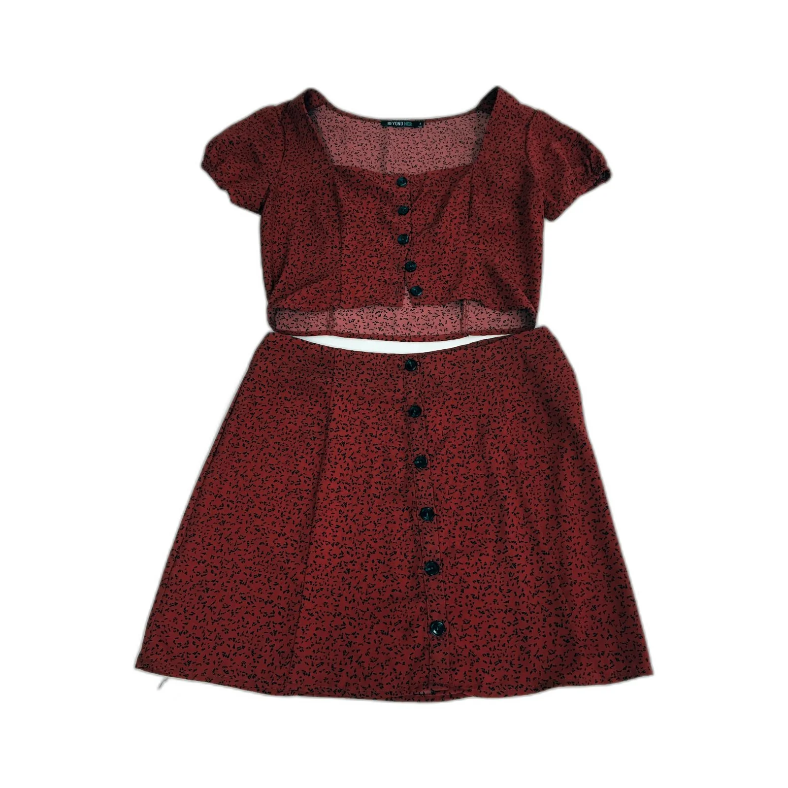 Beyond Womens 2-Piece Outfit Cropped Top High Waisted Skirt Red Sz 8 NEW