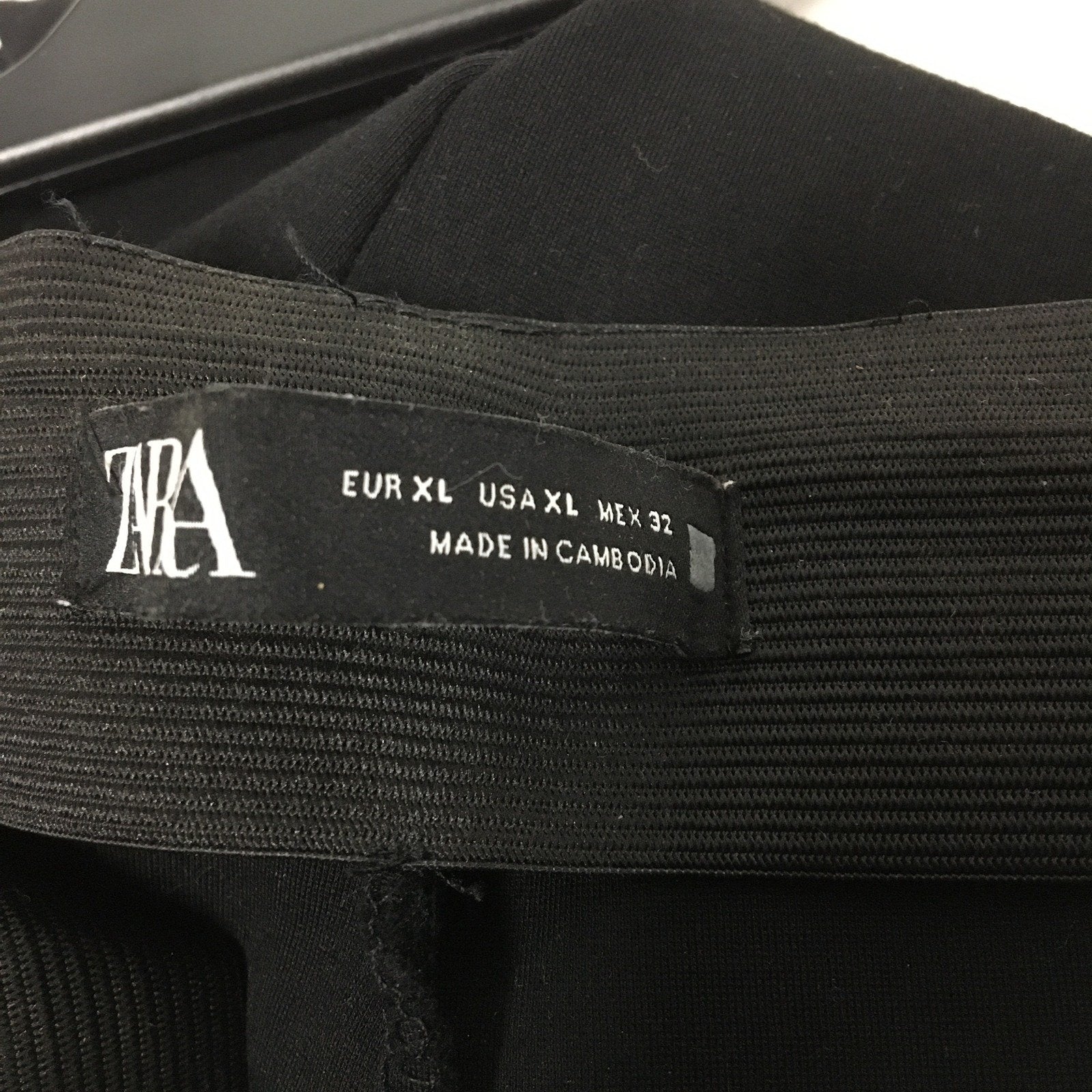 Zara Pleated Trousers Women's Black Elastic Waist Pants Size EUR XL - Image 6