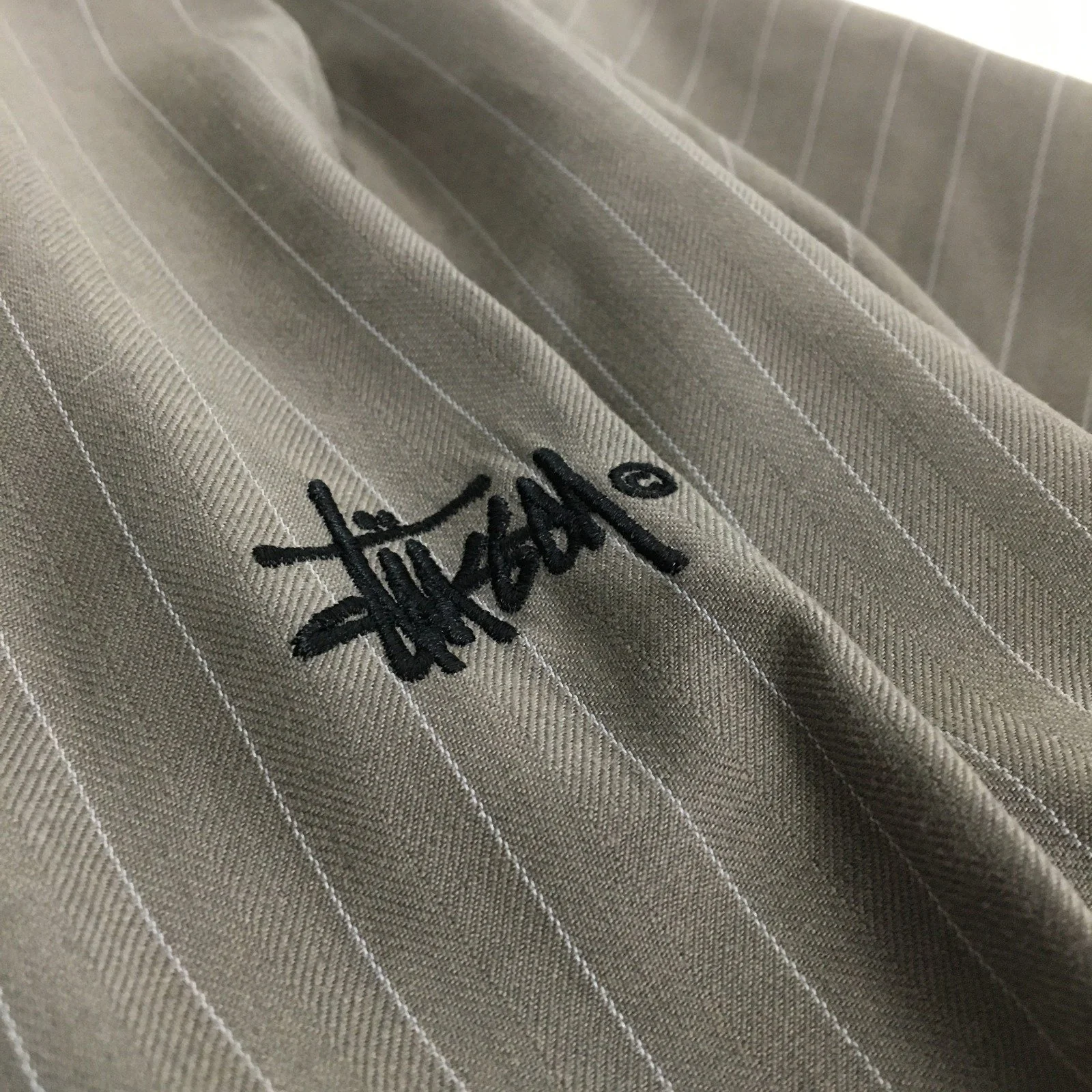 Stussy Pinstripe Dress Pants Relaxed Fit Tan/Beige Womens Size 10 - Image 5