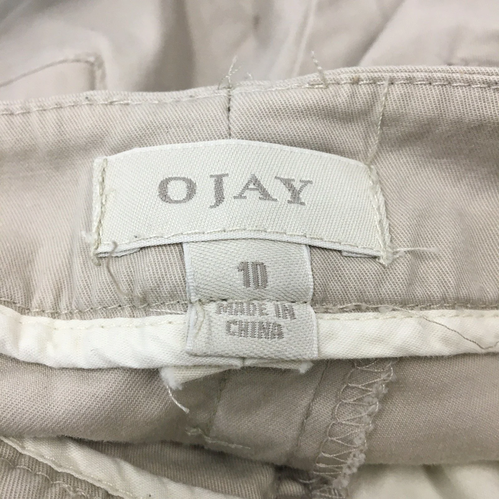 Ojay Pleated Casual Shorts Beige Relaxed Fit Comfortable Womens Size 10 - Image 4