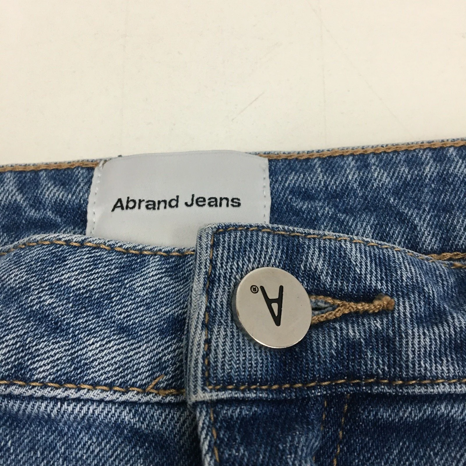 Abrand Jeans Women's Distressed Denim Shorts Blue Size 12 NEW - Image 3