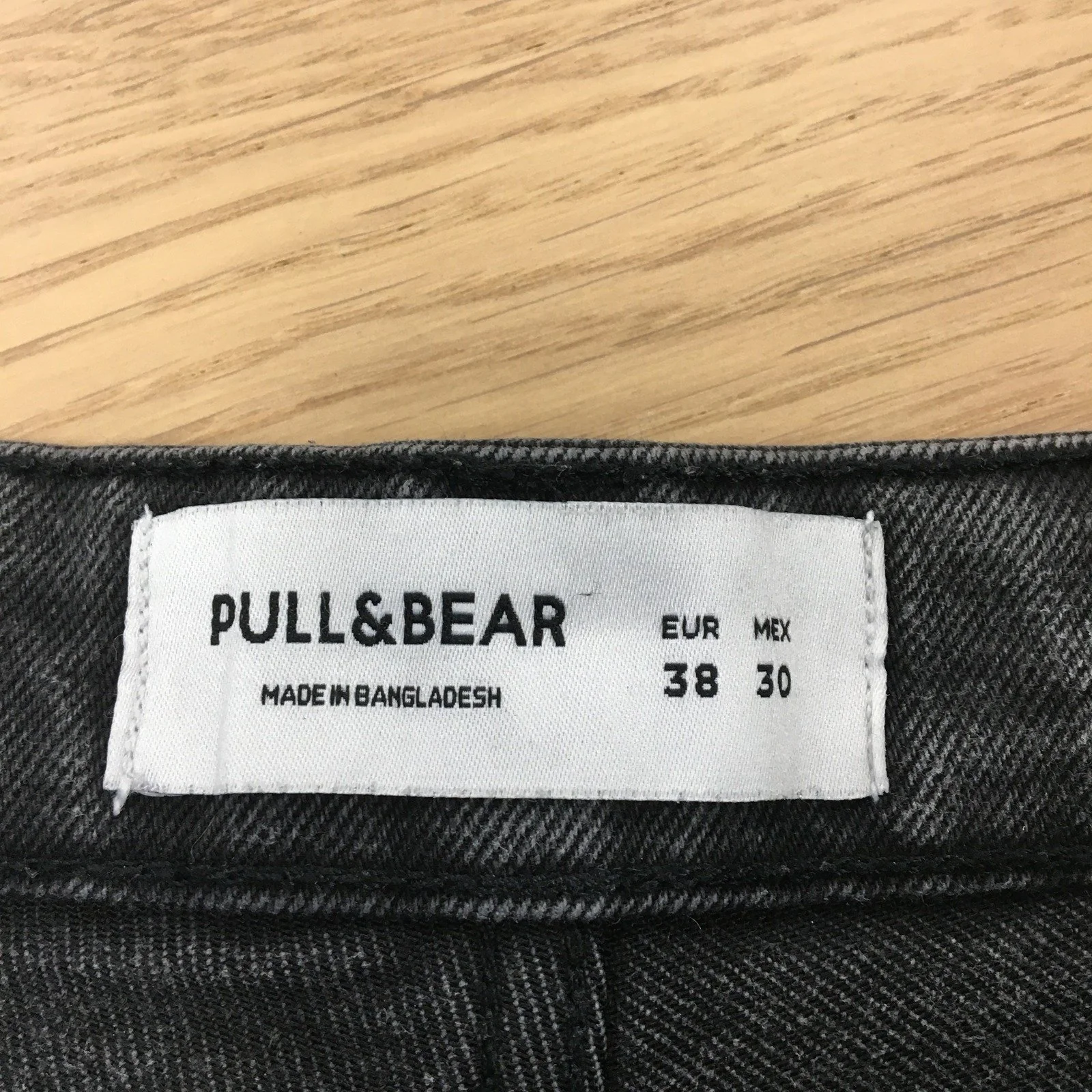 Pull & Bear Denim Shorts Black Relaxed Fit Men's Size 38 - Image 4