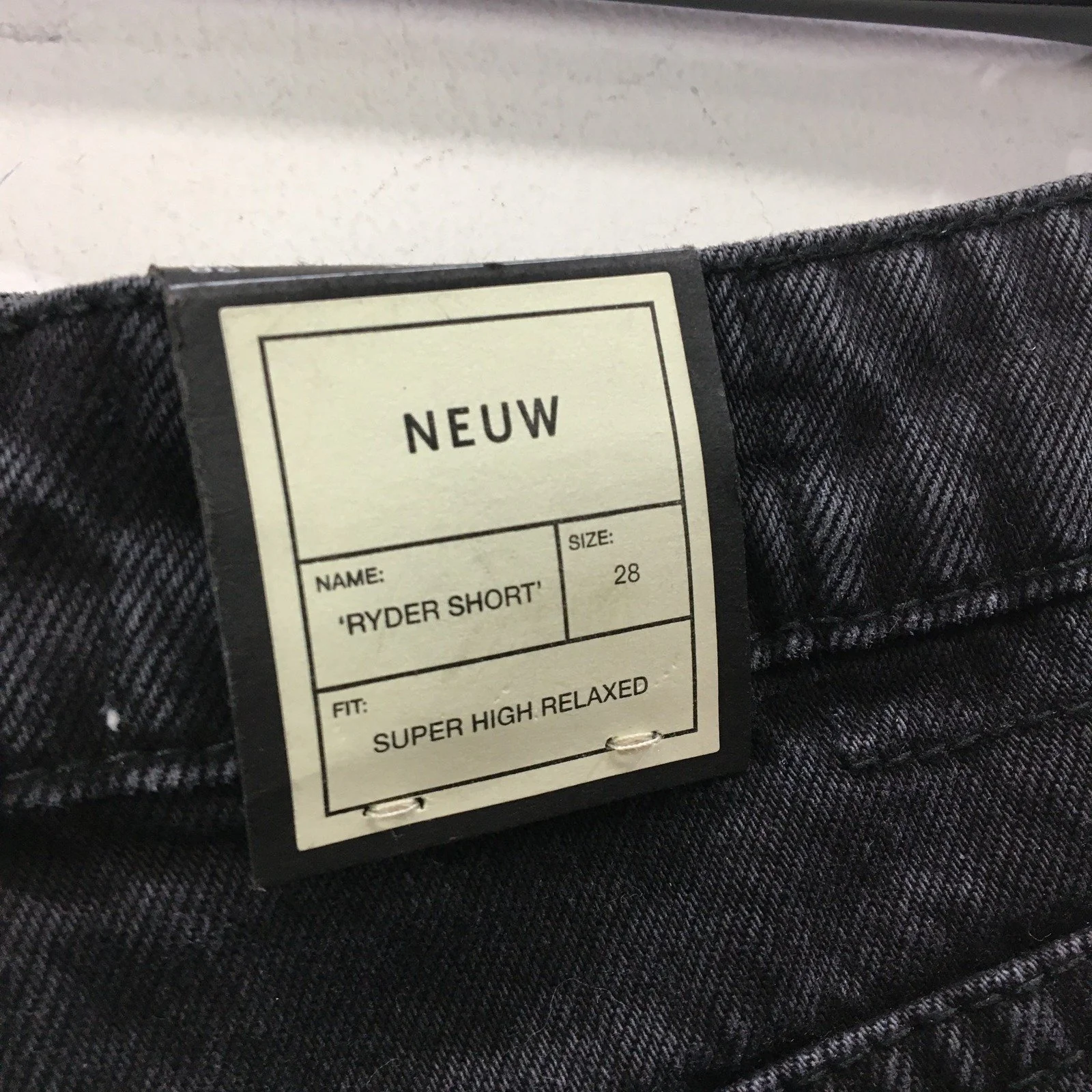 Neuw Ryder High Rise Relaxed Fit Denim Shorts Black Distressed Hem Size 28 NEW - Image 3