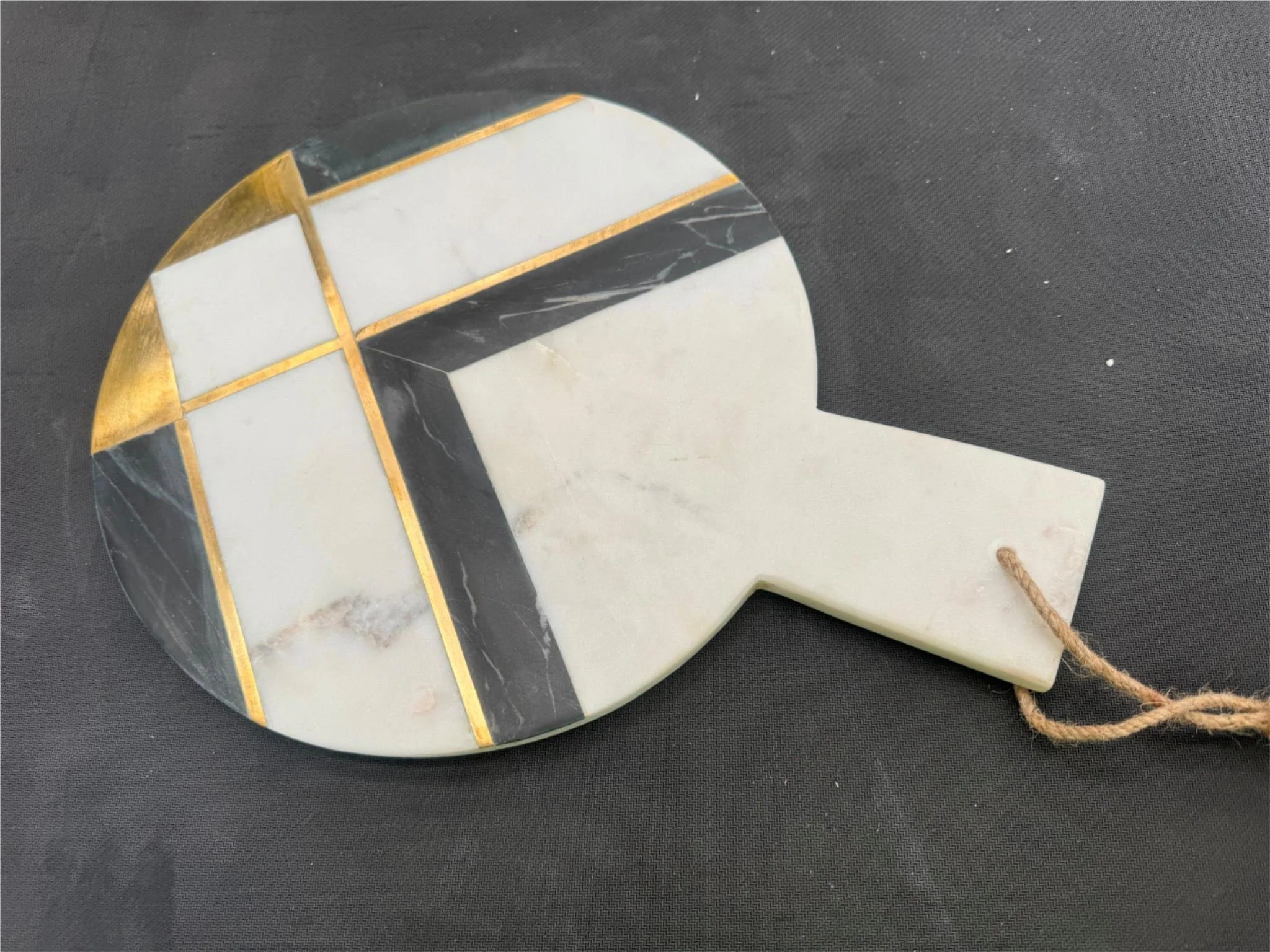 Gauri Kohli Handcrafted Campania Marble Cheese Board - Large NEW - Image 3