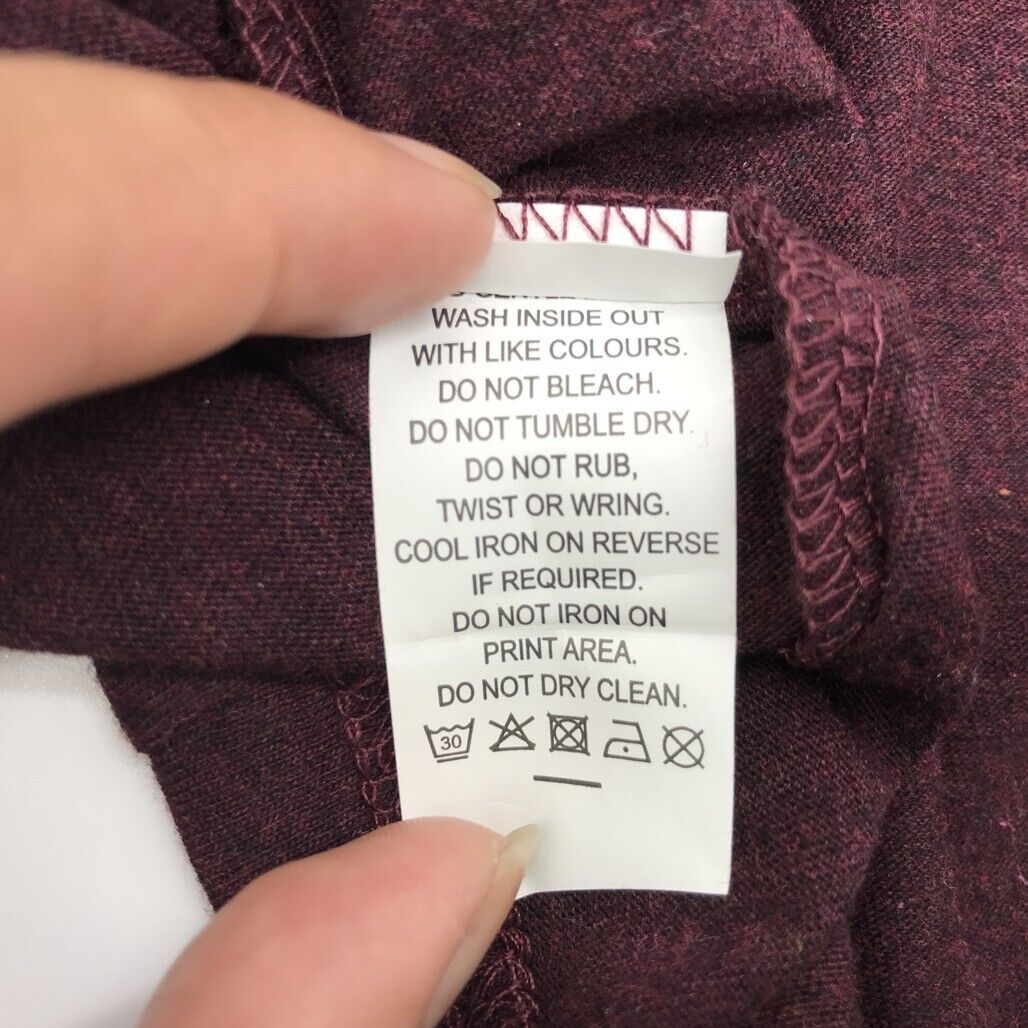 Jeanswest S/Sleeve Block Graphic Print Maroon Cotton Tee Mens Size Large NEW - Image 7
