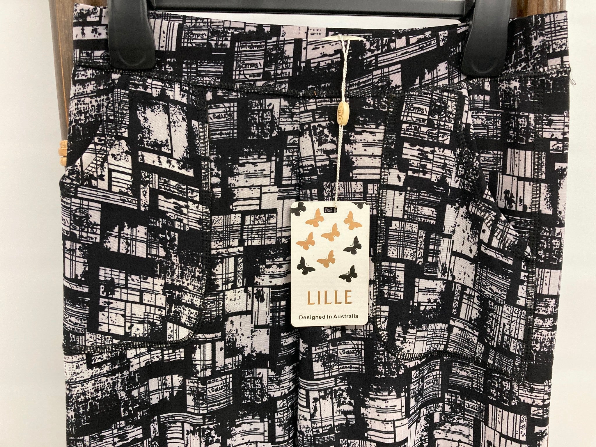 Lille Fleece Lined Geo-Patterned Fitted Leggings Black Ladies Sz M NEW - Image 3