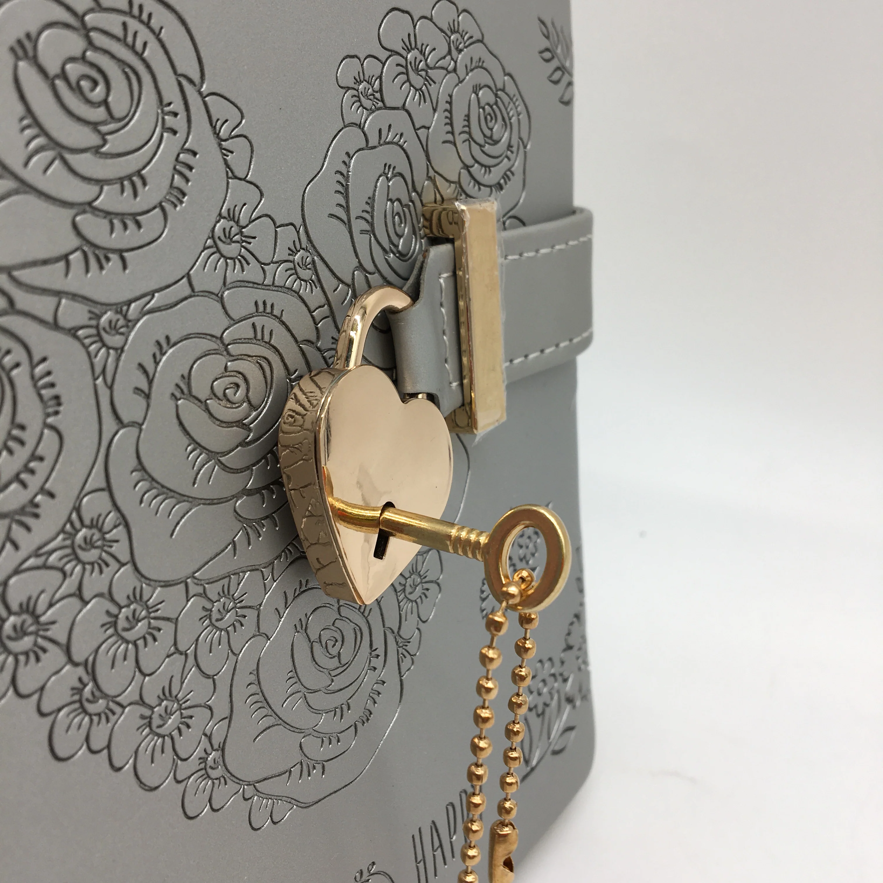 Silver Floral PU Leather Journal Undated Diary with Heart Lock & Key NEW - Image 3